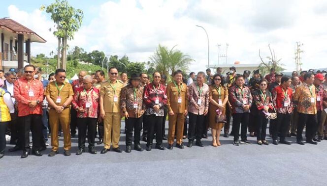 
 Walikota Manado Andrei Angouw Hadiri Peresmian Bendungan Kuwil Kawangkoan Di Minahasa Utara