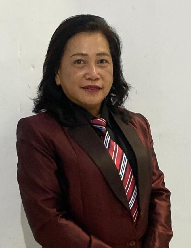 
 Sekretaris DPRD Minahasa Dra. Meitha Aguw 