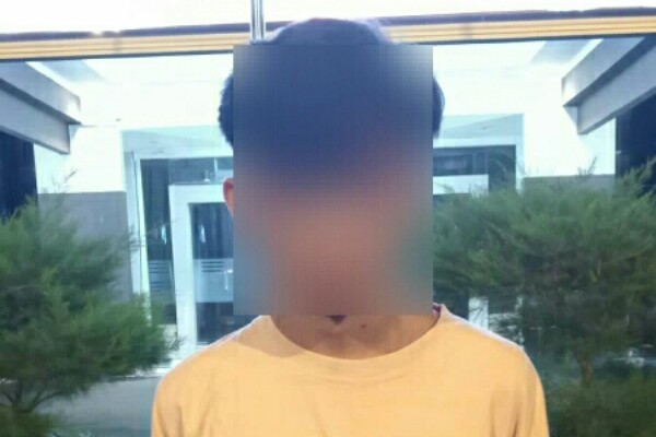 
 Mengaku 4 Kali Curi HP, Pemuda Inisial DK Ditangkap Tim ROTR Polresta Manado