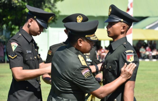 
 Rindam XIII/Merdeka Cetak 104 Siswa Menjadi Prajurit Bintara TNI AD
