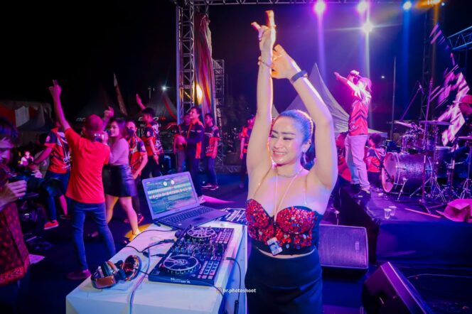 
 Mengenal Lebih Dekat Gladys Ayu, DJ Cantik Multitalenta