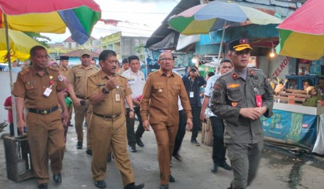 
 Wali Kota  DR Asripan Nani  Sambangi  Area Bekas Pasar Serasi