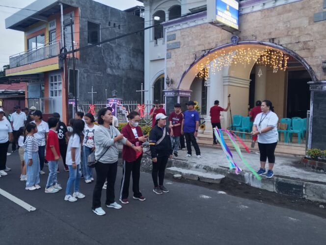 
Jalan Sehat, Awali Kegiatan H2RG GMIM Wilayah Amurang Satu 