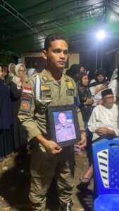 Foto almarhum Humokor