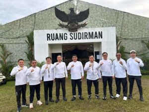 Gubernur Sulut dengan bupati & walikota