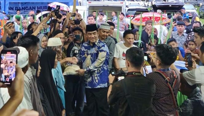 
Gubernur Yulius Selvanus Bersama Ketua TP-PKK Lakukan Safari Ramadan Secara Marathon di Bolmong Raya