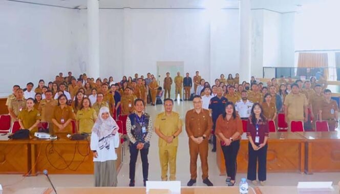 
Walikota Tomohon Diwakili Edwin Roring Buka Kegiatan “Government Transformation Academy” Video Production for Government Campaign dan Junior Office Operator