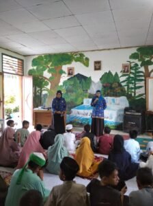Kepsek SDN 2 Kaidipang dan Guru Agama Islam Ibu Irma Basri