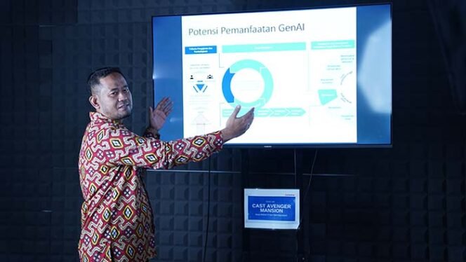 
Foto: Wahyudi Agustiono PhD, Pakar SEVIMA, menjelaskan AI di Webinar SEVIMA, Jum’at 21/03 pagi.