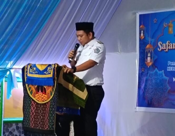 
Safari Ramadhan Pemkot Bitung, Randito Maringka Mengajak Pererat Tali Silaturahmi 