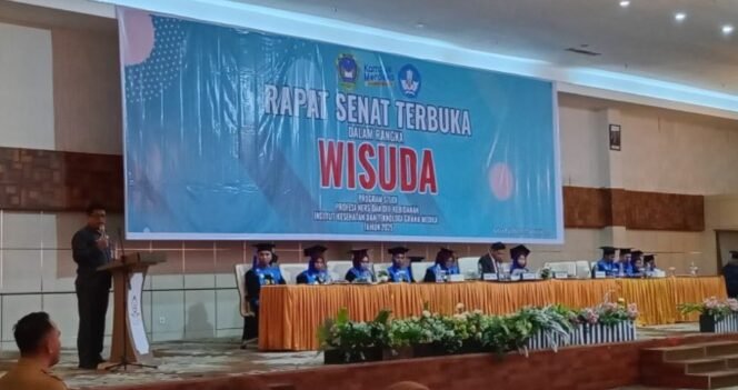 
Pj Walikota Ucapkan Selamat Kepada 74 Mahasiswa IKTGM Kotamobagu
