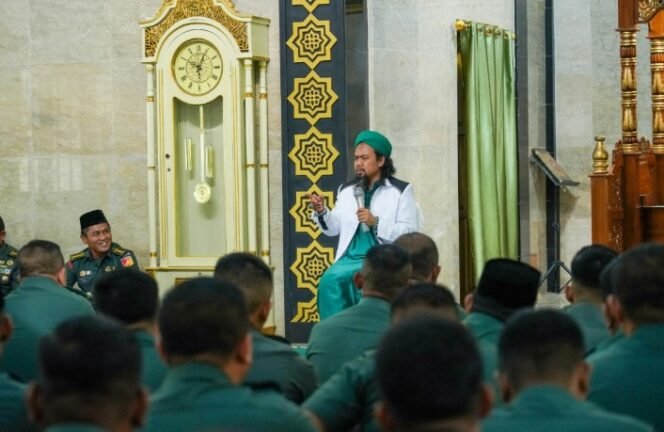 
Kodam XIII/Merdeka Gelar Safari Ramadhan 1446 H untuk Pererat Silaturahmi