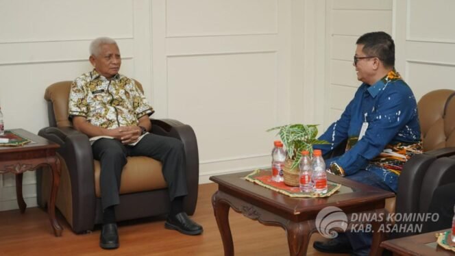 
Bupati Asahan Terima Audiensi PT BANK Sumut Cabang Kisaran