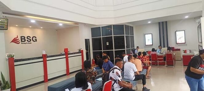 
Pelayanan CS Bank SulutGo Cabang Tahuna Lamban