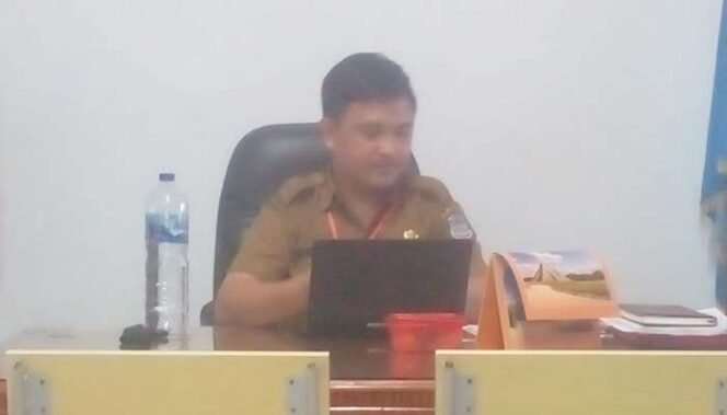 
Foto - Kepsek SMP Negeri 1 Manado Riva Rori S.Pd.M.Pd