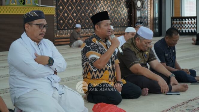 
BKM Agung H. Achmad Bakrie Kisaran Salurkan Bantuan Kepada Kaum Dhuafa dan Anak Yatim