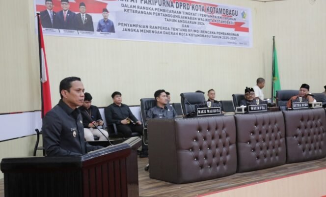 
Wali Kota Weny Gaib Sampaikan LKPJ 2024 dan Ranperda RPJMD 2025