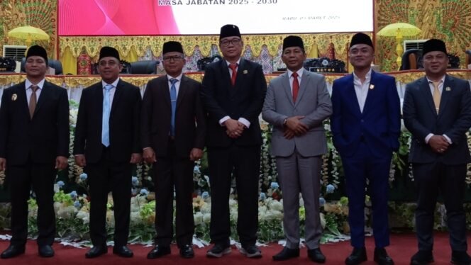 
DPRD Bolmong Gelar Rapat Paripurna Penyampaian Visi Misi Bupati dan Wakil Bupati