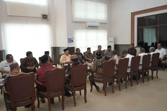 
Bupati Asahan Terima Kunjungan Pengurus Etnis Tabagsel