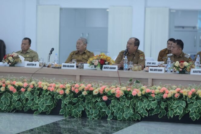 
Bupati Asahan: Rakorpem Upaya Wujudkan Peningkatan Kinerja Pemerintah Demi Kesejahteraan Masyarakat