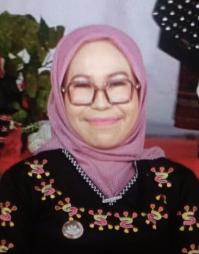 
Foto : Sulastri Kadis DKP Provinsi NTT. Ker/ Dukumen Pribadi