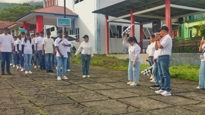 
Sitaro Masadada! OPD Kompak Meriahkan Defile HUT Ke-18