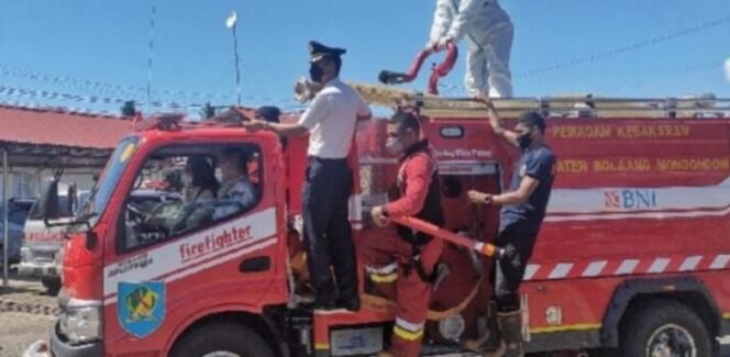 
Lindungi Keselamatan Masyarakat, Pemda Bolmong Siapkan Damkar di Kecamatan Dumoga