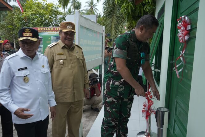 
Bupati Asahan Dampingi KSAD Tutup TMMD: Bukti Nyata TNI Hadir untuk Rakyat