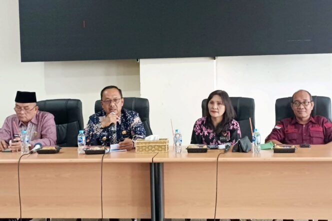 
Wabup Murison Hadiri Rakor Percepatan Pendirian Koperasi Merah Putih: Komitmen Dorong Ekonomi Desa