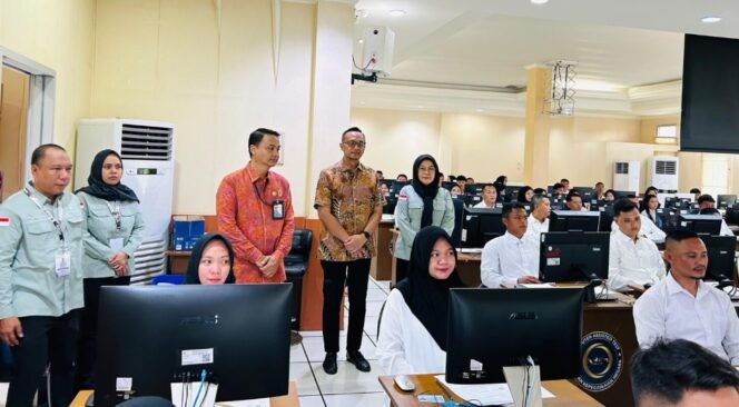 
Dua Peserta Tidak Hadir Tanpa Keterangan pada Awal Seleksi PPPK Kotamobgu