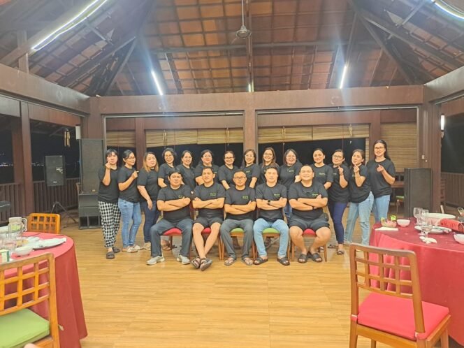 
Alumni Bethesda Tomohon Angkatan XVIII.(1st)