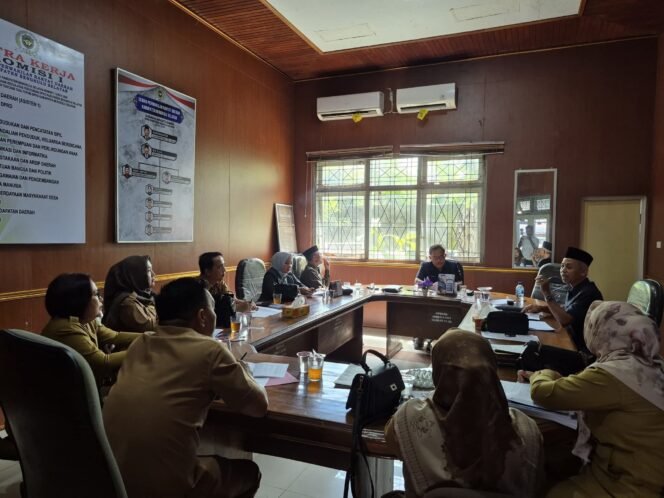 
Komisi I Rapat Bersama OPD Mitra Kerja Dalam Rangka Pembahasan Pra RKA Perubahan APBD