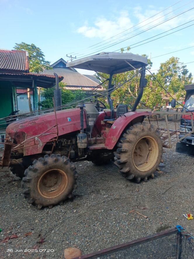 
Terkait Permasalahan John Deere Upja Sinar Pagi Kecamatan Bungamas Diduga Adanya Persekongkolan Oknum Dinas Pertanian