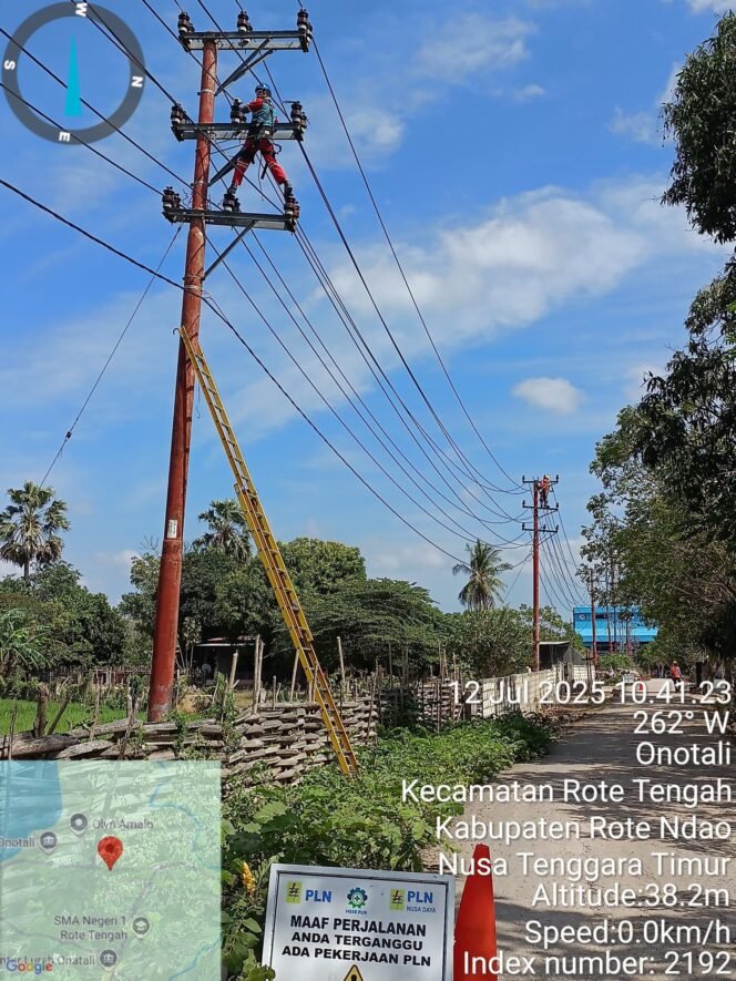 
Grebek Pemeliharaan Jaringan PLN di Kabupaten Rote Ndao: Peningkatan Keandalan Listrik