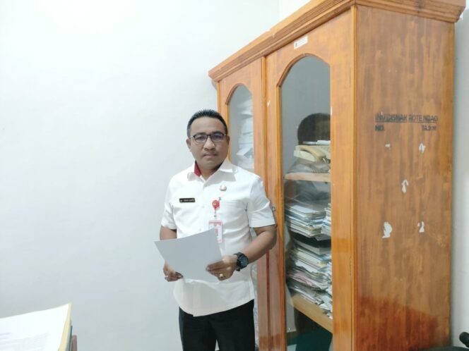 
Foto : Hermanus Haning. Kepala Dinas Perternakan Kabupaten Rote Ndao