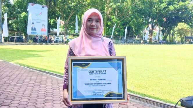 
Kepemimpnan Intan Safitri MAN 1 Kotamobagu Kembali Raih Prestasi