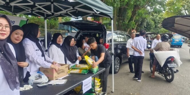 
Jaga Stabilitas Harga Pangan, Dinas Ketahanan Pangan Kotamobgu Gelar GPM, 1 Ton Beras Ludes Terjual