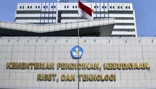 
Mengatasi Pungutan Liar di Rote Ndao: Peran Strategis Kepala Dinas Pendidikan