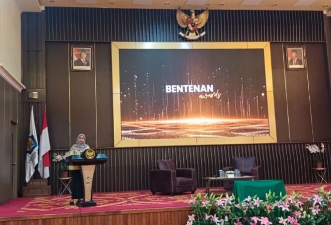 
Kanwil DJKN Sulut Menyapa, Berikan Penghargaan BENTENAN Pengelolaan Aset Negara dan Daerah
