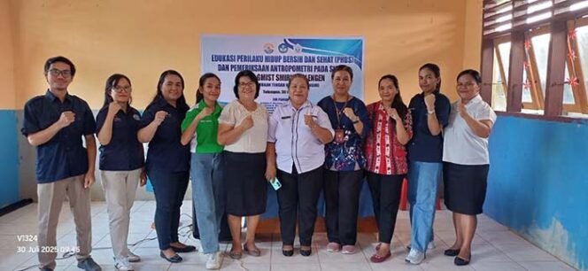 
Dosen Polnustar Beri Edukasi Hidup Sehat dan Bersih