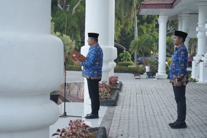 
Wakil Bupati Asahan Pimpin Upacara Hari Kesadaran Nasional, Tekankan Pentingnya Disiplin ASN