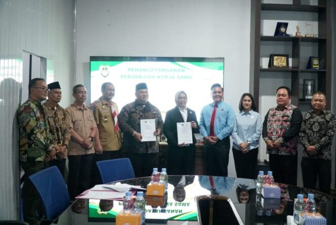 
Bupati Dan Wakil Bupati Bengkulu Selatan Hadiri Penandatanganan MOU Dengan Kejari Manna