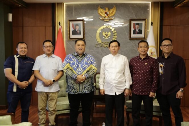 
Kunjungan Bupati Bengkulu Selatan Ke Kantor DPD RI Mendapat Respon Positif Dari Ketua DPD RI