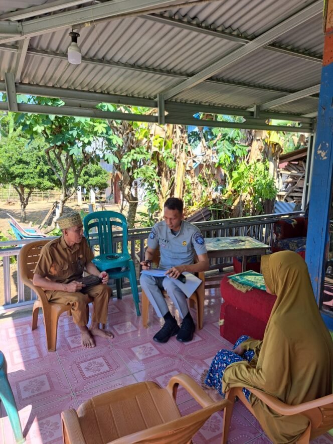 
Peduli Warganya Pemerintah Desa Bandung Ayu Berikan Santunan Bagi Warga Yang Mendapat Musibah Sekaligus Membantu Pengurusan Jasa Raharja