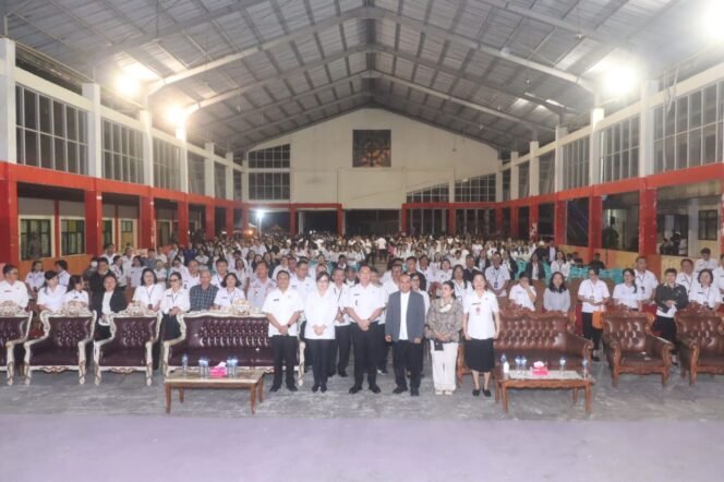 
Pemkot Tomohon Gelar Ibadah Syukur Sambut TIFF 2025 dan HUT Ke-80 Kemerdekaan RI