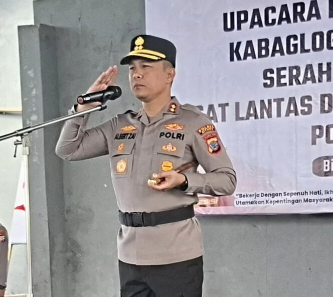 
Kapolres Bitung Pimpin Sertijab Tiga Pejabat Strategis
