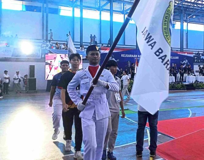 
Bitung Jadi Tuan Rumah Kejurnas Anggar Pelajar 2025, 120 Atlit dari 13 Provinsi Adu Tangguh di GOR Duasudara