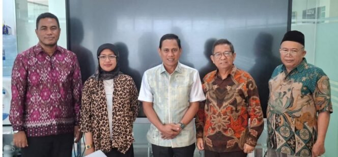 
Wali Kota Kotamobagu Temui Rektor UNUSIA, Bahas Kerja Sama Peningkatan Pendidikan