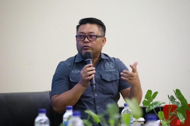 
Reshuffle Kabinet Prabowo: Antara Simbolisme dan Kebutuhan Reformasi Struktural