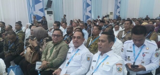 
Wali Kota Kotamobagu Hadiri Rakornas Produk Hukum Daerah 2025 di Kendari
